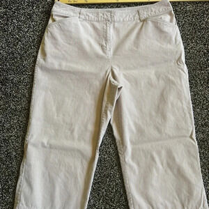 Jones New York Sport/Stretch capri pants